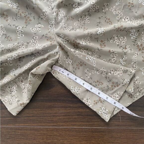 LANA LEE PETITE || Vintage floral shorts - Picture 12 of 12